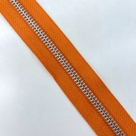 CIERRE ALUMINIO YKK - POR METRO LINEAL NARANJA 808